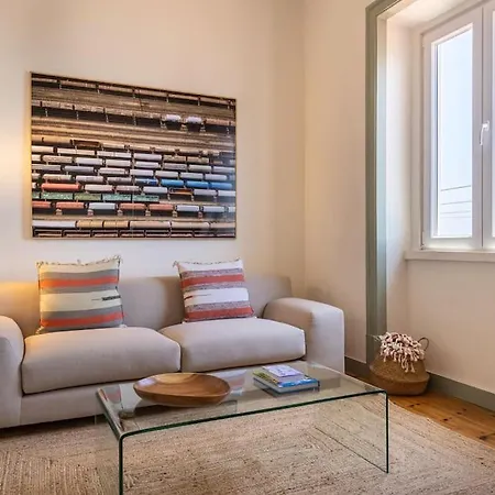 Monte Train Station - Seaside Apartment Estoril